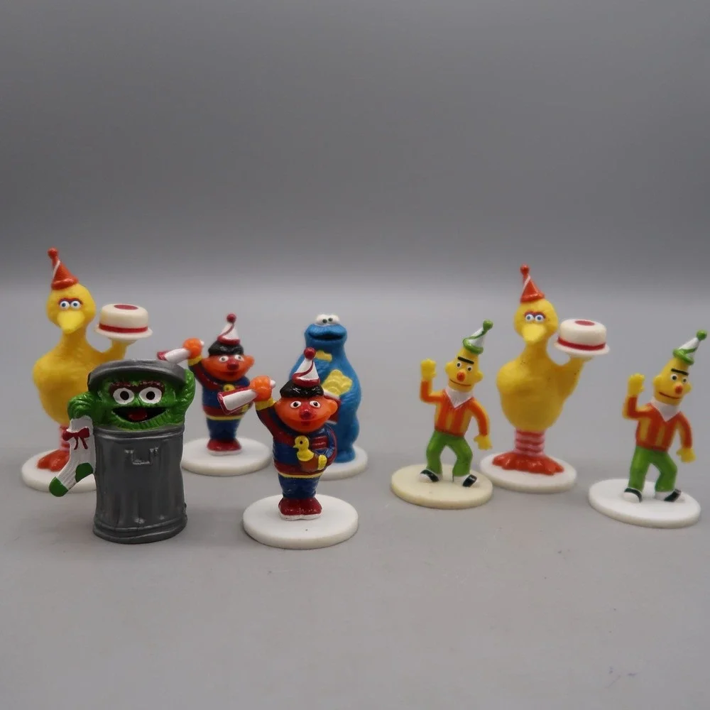 Lot Of 8 Vintage Sesame Street Wilton Cake Toppers Figures Big Bird Bert Ernie